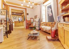 Lifestyle Rooms & Suites by Beau-Séjour 3