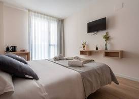 Limehome Barcelona Carrer de Besalú 82 4