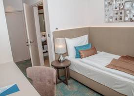 Hotel Seven 3
