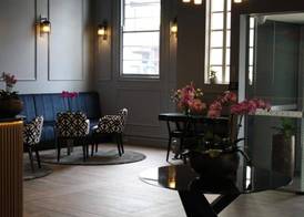 Mrs Banks Hotel 4