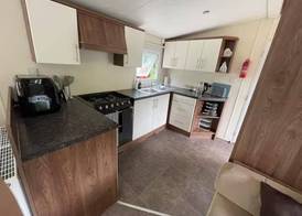 Cabin Sleeps 6 with Garden and Pets Welcome 3