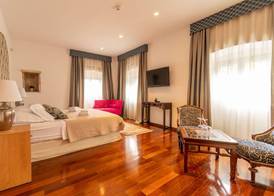 B&B Heritage Villa Apolon 3