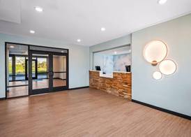 ECHO Suites Extended Stay By Wyndham Naples 2