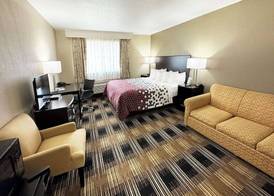 Econo Lodge Wausau - Rothschild 5