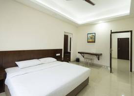 Mayfair Service Apartments 4