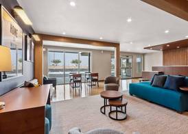 Everhome Suites El Paso Airport near Fort Bliss by Choice Hotels 3