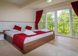 Zehra Hotel 4