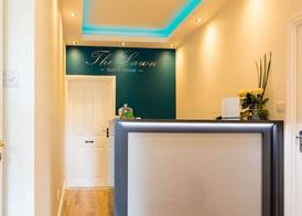 The Lawn Guest House Gatwick 3