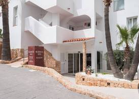 Apartamentos Blanco Sol 4