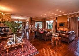 Bambuu Lakeside Lodge 5