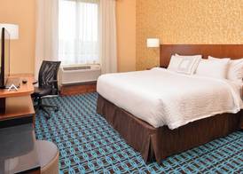 Fairfield Inn & Suites by Marriott Warrensburg 3