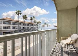 Best Western Plus Beach View Lodge Carlsbad 5