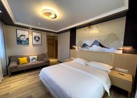Mr.Liao Hotel 5
