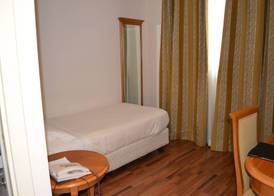 Tricolore Hotel 4