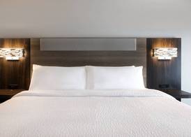 Holiday Inn Express & Suites KANSAS CITY KU MEDICAL CENTER by IHG 2