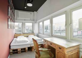 Urban Camper Hostel & Bar 3