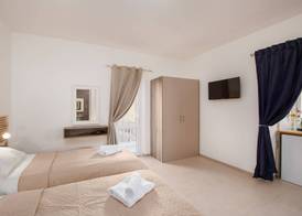 Island Guesthouse 2