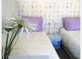 Victoria Cottage - Spacious Bright & Airy - Seconds to Beach - Pet Friendly - Easy Parking - Minutes to All Amenities - 60 percent Off Monthly Stays 3