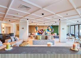 Victoria Hotel & Residence 2