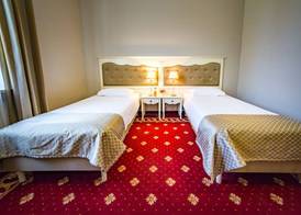 Hotel Sobienie Królewskie 4