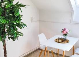 DG Rechts 40m 2-Zimmer Wohnung 3