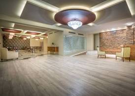 Elegance Luxury Executive Suites - Adults Only 2