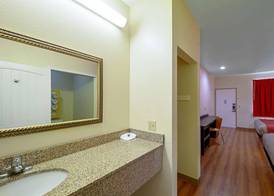 Motel 6 Rhome, TX 5