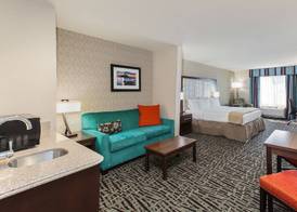 Holiday Inn Express & Suites EUREKA by IHG 2