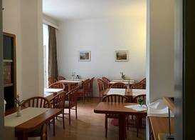 Pension Ani-Falstaff 2
