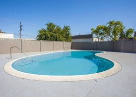 Travelodge By Wyndham Fresno Yosemite Area 3
