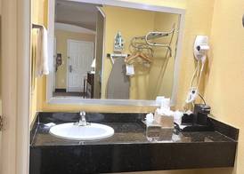 Quality Inn Montgomery - Lake Conroe 5