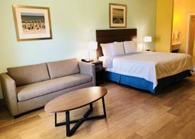 Days Inn by Wyndham Port Aransas TX 5