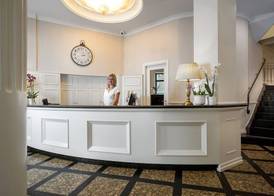 Hotel President 2