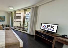 APX World Square 5