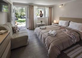 Vassilis Guest House 5