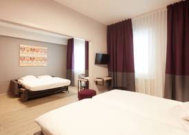 Hotel Crystal 2