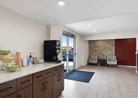 Quality Suites Wildwood - The Villages 4