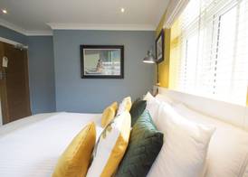 Rockmount Rooms & Apartment 2