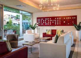 Domino Suite Hotel & Residence 3