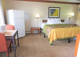 Country Meadow inn 4