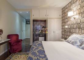 Belvedere Boutique - Adults only 5