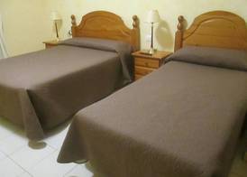 Hostal Avi Pep 2