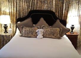 Cleveland House Inn 3