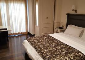 Avent Verahotel 4