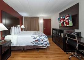 Red Roof Inn Freehold 4
