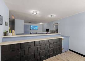 Rodeway Inn Midland South 5