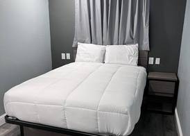 Surf City Inn and Suites 4