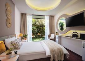 İS Hotel 2