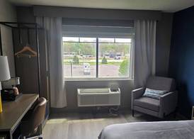 Rodeway Inn 3