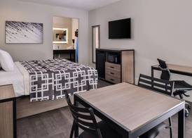 Palace Inn Blue Tomball Parkway 4